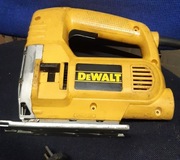 Wyrzynarka Dewalt DW320K