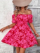 Sukienka z nadrukiem kwiatowym z odkrytymi ramionami 