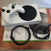 Xbox Series S 512GB SSD + pad +  hdmi
