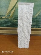 Wazon ze szkła artystycznego Ingrid Glasser – białe szkło strukturalne