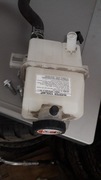 Zbiornik wyrównawczy chr toyota hybryda