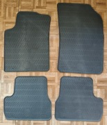 dywaniki wycieraczki gumowe Citroen C3, Peugeot 206 - roczniki do 2010