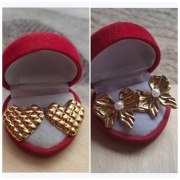 2 pary kolczyki serce i kokardki kolor złoty wkręty sztyfty stal okazja