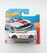 Ford Mustang Dark Horse Hot Wheels 