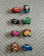 Fantastyczny zestaw 8 nowych przypinek do Crocs, Jibbitz , Cars, Zygzak 