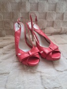 Czerwone szpilki 39 z kokardą sandały koralowe