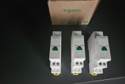 3x Schneider Lampka modułowa kontrolna zielona LED A9E18321