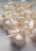 Podziękowanie dla klientów w formie świeczek