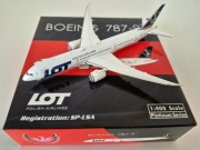Boeing 787-9 Dreamliner PLL LOT SP-LSA model samolotu Phoenix skala 1:400