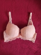 Biustonosz stanik koronkowy Esotiq jasnoróżowy 65D