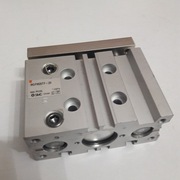 Siłownik pneumatyczny SMC MGPM20TF-20