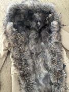 Kurtka z jenotem, kurtka z futrem, parka z futrem 