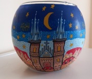 Szklany lampion z wizerunkiem miasta: Praha.