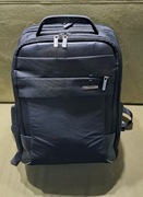 Plecak biznesowy z mnóstwem kieszeni i przegródek laptop tablet dokumenty