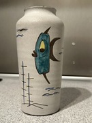 Wazon ceramiczny vintage z motywem ryby unikatowy design w stylu lat 60/70.