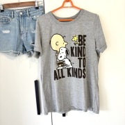 Tshirt damski r.L nowy, peanuts