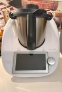Zadbany Thermomix TM6 – Pełen zestaw