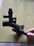 Króciec obudowa wody z czujnikiem temperatury Opel 1,4 turbo 