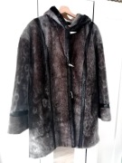 Futrzany płaszcz, naturalne futro z foki L XL