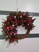 Wianek zimowo- świąteczny,dekoracje zimowo- świąteczne,naturalny podkład.