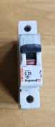 Bezpiecznik Legrand C20A