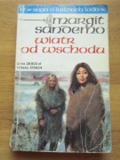 Margit Sandemo _ Saga o ludziach lodu / Tom 15 - wiatr od wschodu