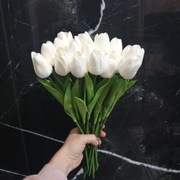 20 białych silikonowych tulipanów 