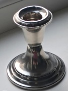 Gorham Sterling nr.kat 948 Srebrny zabytkowy świecznik. Próba 925 