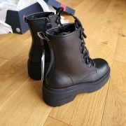 TOMMY HILFIGER JEANS NOWE botki model Lace Up Chunky rozmiar 36