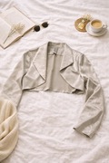Krótki żakiet satynowy | champagne | elegancki | Bolerko