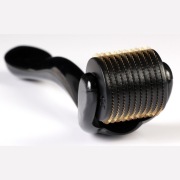 DERMAROLLER 1.0 MM - 540 TYTANOWE IGŁY - Z USA