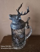 Piękny szklany kufel myśliwski z cynowym deklem. Bawaria XXw. Jeleń Byk.