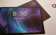 10,1" Tablet 2w1 z Ładowarką, Etui i OTG, 30GB RAM