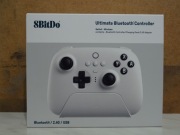 8bitdo Ultimate Bluetooth Controller wersia 1