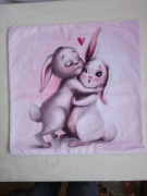 NOWA Poszewka na poduszkę z zającami, o wymiarach 36 x 36 cm