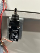 Łączniki krańcowe 83401S z rolką – 13 sztuk (komplet)