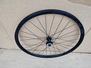 CUBE 28"  - piasta szprychy ok, obręcz krzywa