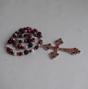 Naszyjnik czerwony czarny bordowy krzyż gotycki alt goth grunge