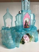 Piękny Kryształowy Pałac Kraina Lodowa. Firma Hasbro. My little PONY