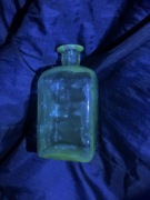 butelka ozdobna, jako wazon, szlko zielononiebieskawe, szklo nie-uranowe