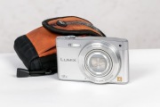Panasonic Lumix DMC-SZ8 – 2 baterie + Lowepro