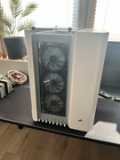 Obudowa Corsair 680x biała do komputera wentylatory rgb 