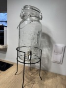 Słój do lemoniady z podstawą