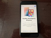 Apple iPhone SE 64GB czarny