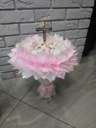 Bukiet z róż mydlanych i Raffaello 