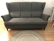 Stylowa sofa w kolorze szarym Ikea