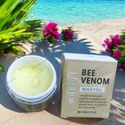 Żel do twarzy z extraktem jadu pszelego i retinolem 