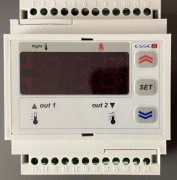 Podwójny regulator temperatury SCD206E1/AR  firmy ESSECI na szynę DIN