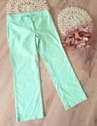 jasnozielone seledynowe spodnie rybaczki dla dziewczynki 38M w krate 