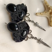 Całkowicie czarne kolczyki sutasz soutache z onyksami gotyckie goth